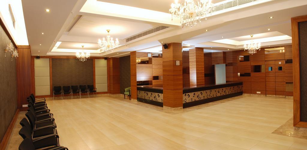 Hotel Africa Avenue Gk - 1 Nuova Delhi Esterno foto