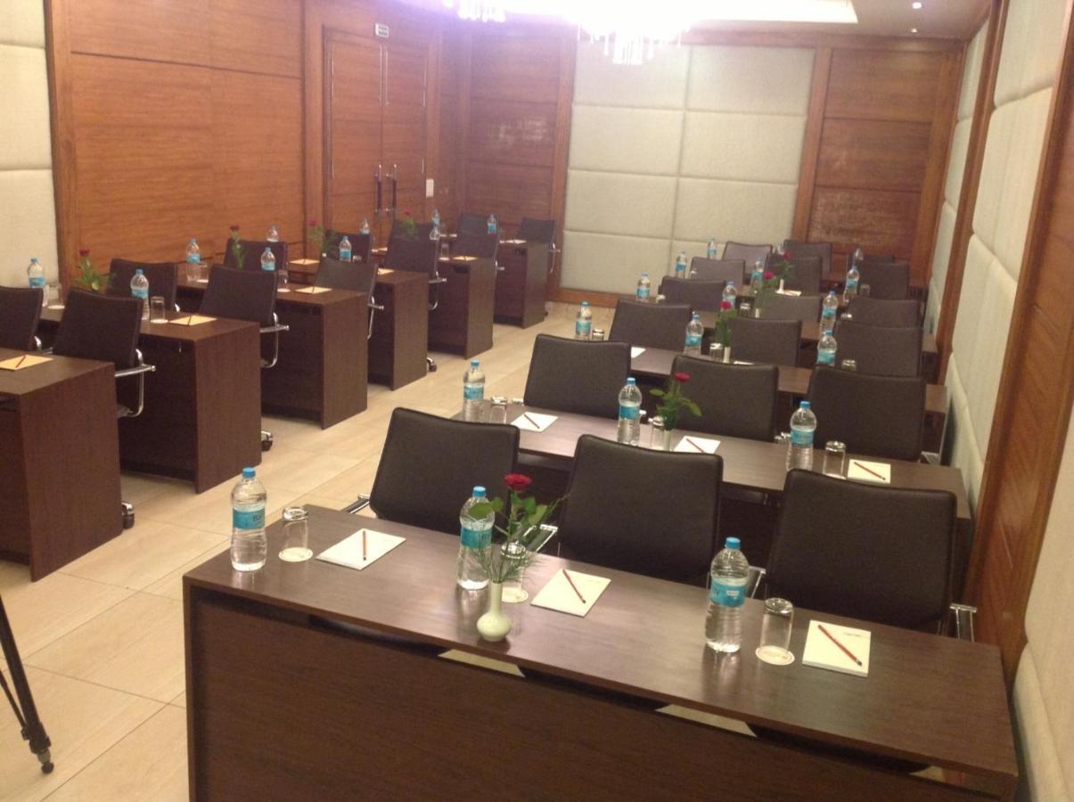 Hotel Africa Avenue Gk - 1 Nuova Delhi Esterno foto